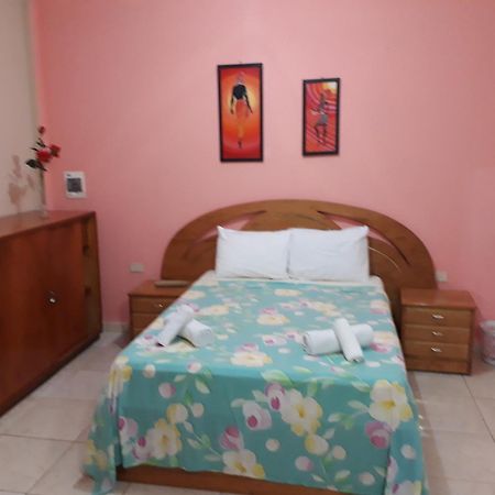 Palmas Park Hotel Y Restaurant Obligado 外观 照片