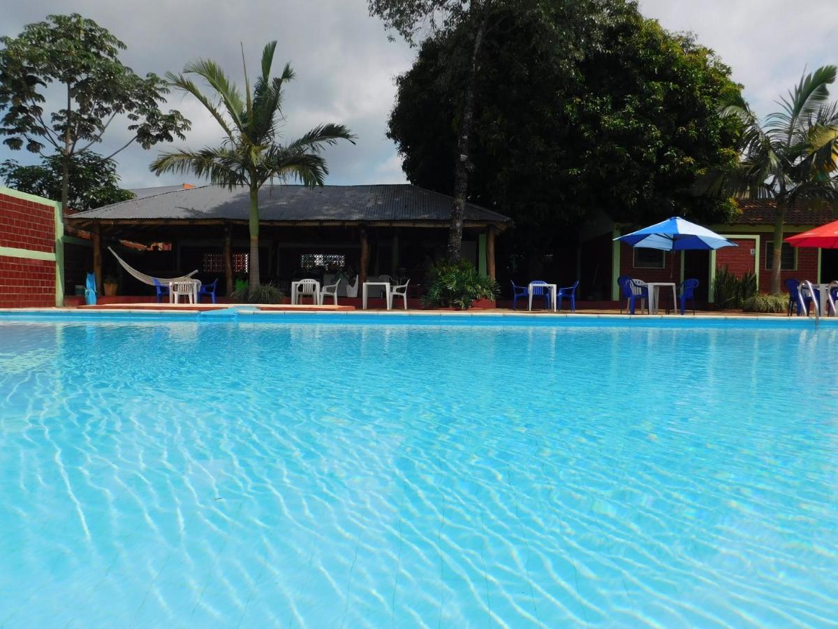 Palmas Park Hotel Y Restaurant Obligado 外观 照片